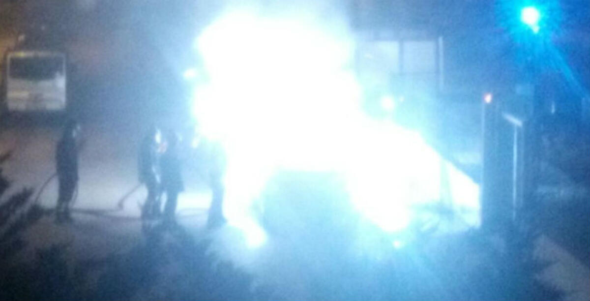 Fiamme ad un'automobile, minore ammette di aver appiccato il rogo: disposto l'abbreviato - Foto repertorio