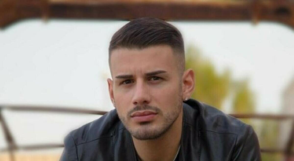 Esce il nuovo singolo di Angelo Famao: in pochi anni successi clamorosi per l'artista gelese - Angelo Famao