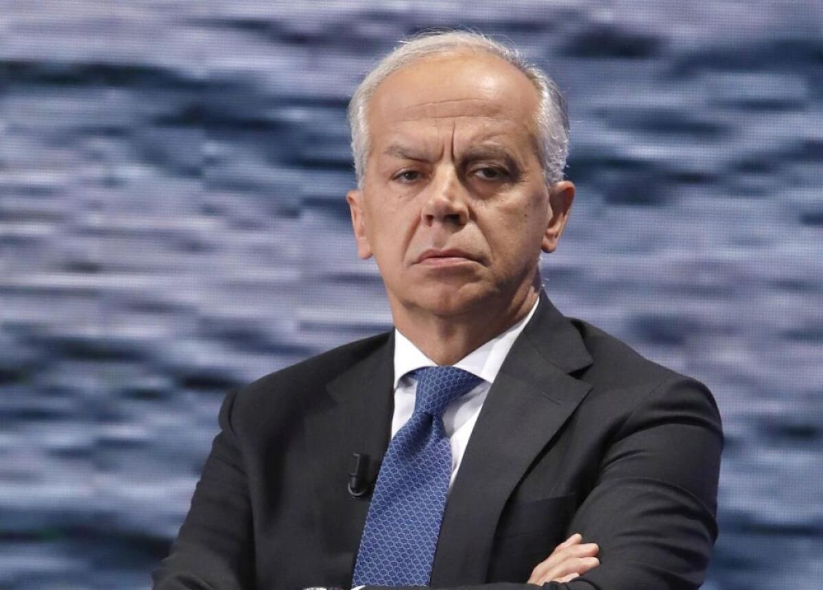 Piantedosi “Stop due mesi a trasferte tifosi Roma e Napoli” - 