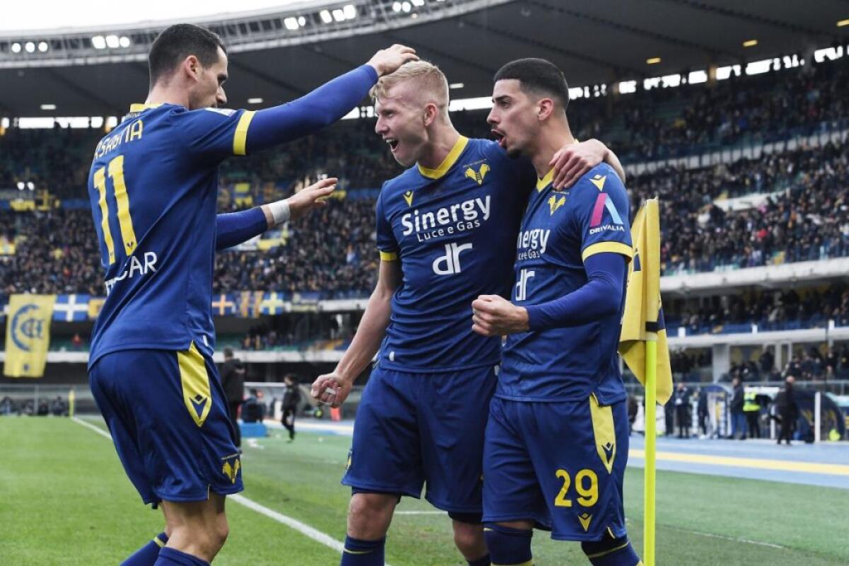 Il Verona si rilancia, battuto il Lecce 2-0 - 