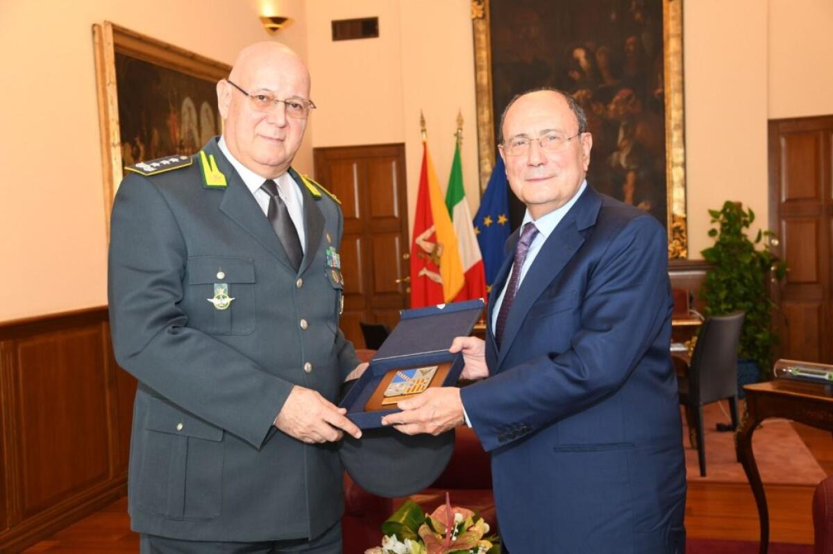 Schifani incontra il generale Lorusso della Guardia di Finanza - 