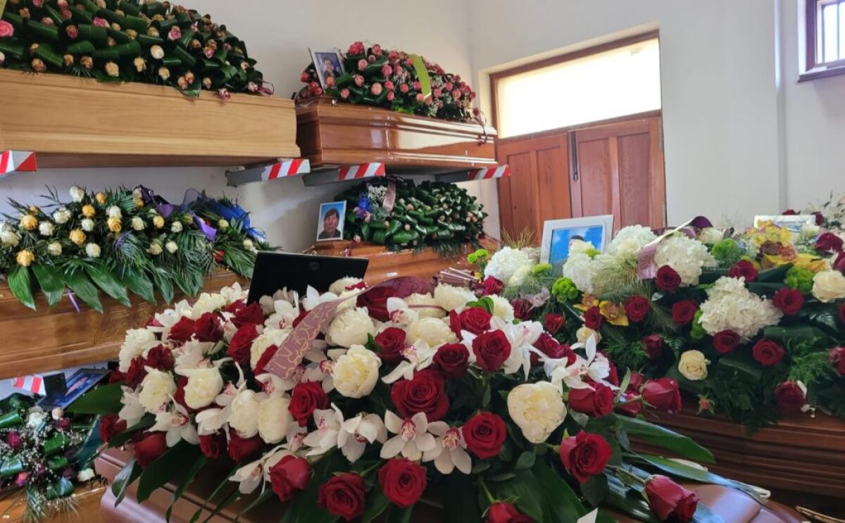 Farello, ancora bare in attesa di sepoltura: i loculi attuali non bastano più - 