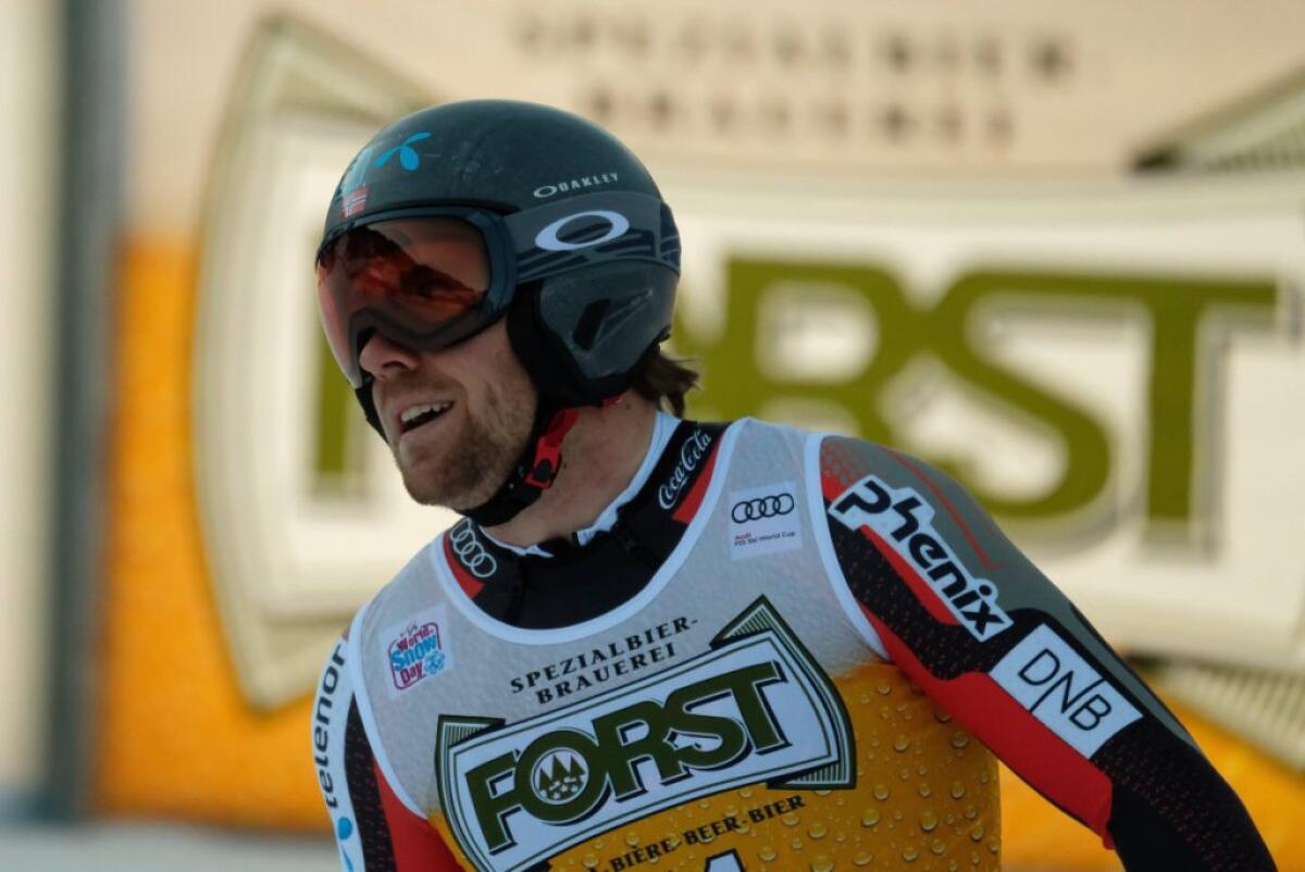 Kilde vince la discesa bis a Kitzbuehel, Casse ai piedi del podio - 