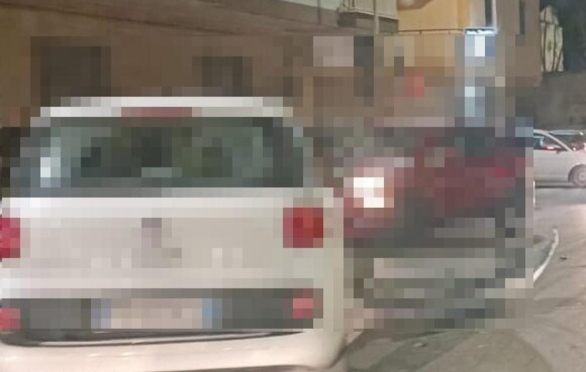 Incidente a Caposoprano, impatto tra auto all'incrocio di via Tamigi - 