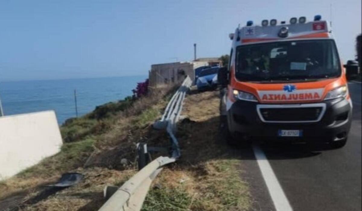 Impatto sulla Gela-Licata, almeno quattro feriti: scontro tra vetture - 