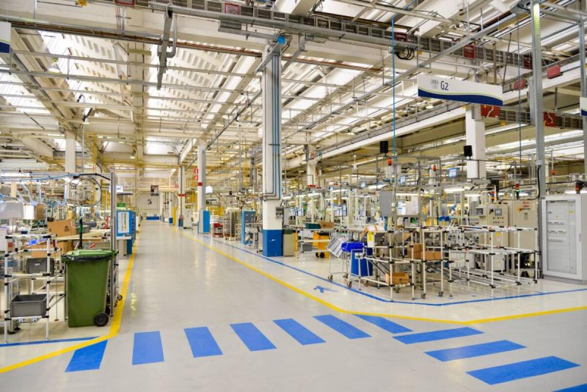 Dalla Commissione Ue un piano per industria a zero emissioni - 