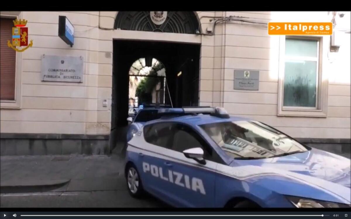 Prestiti usurai a tassi proibitivi, 4 arresti nel Catanese - 