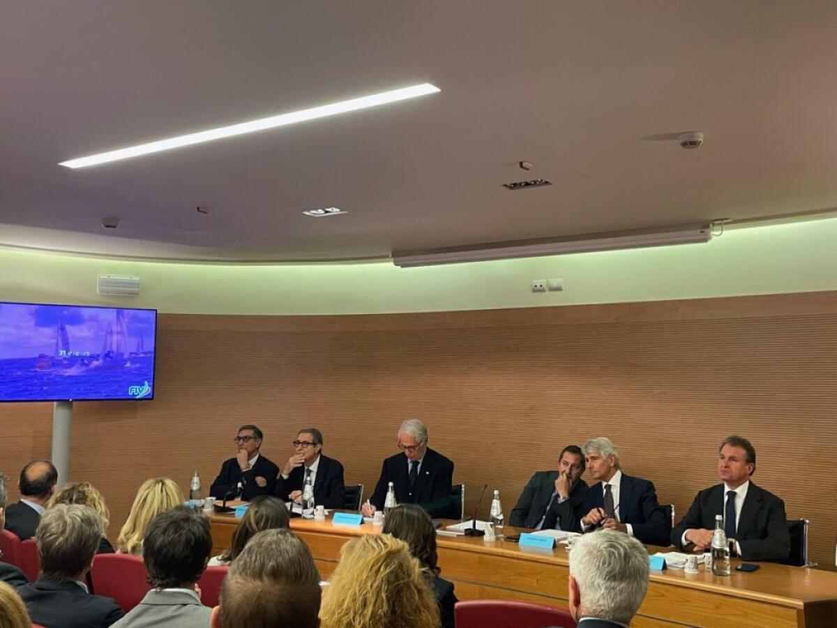 Vela, in Italia nel 2024 gli Youth Sailing World Championships - 