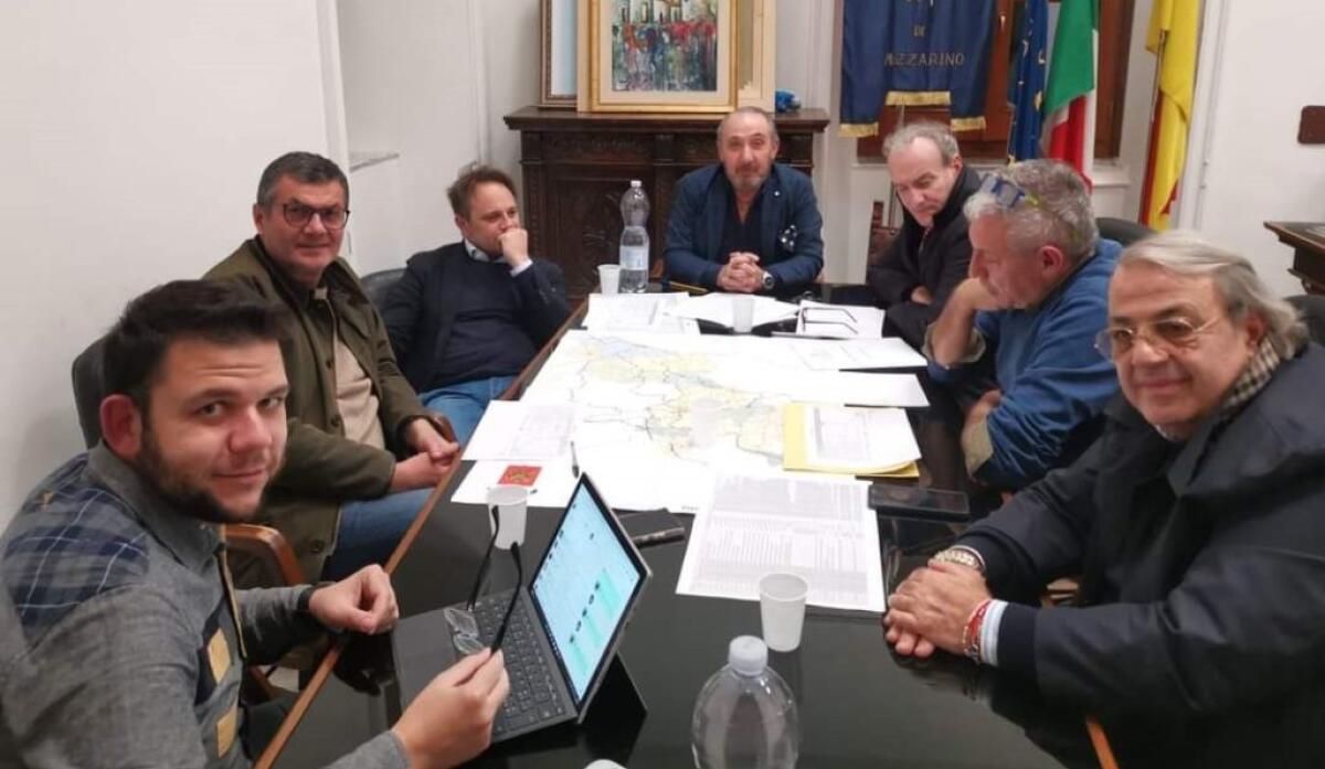 Pef rifiuti, Srr4 verso il via libera: su piano e tariffe banco di prova in consiglio - Marino insieme ad alcuni sindaci e assessori dei Comuni della Srr4