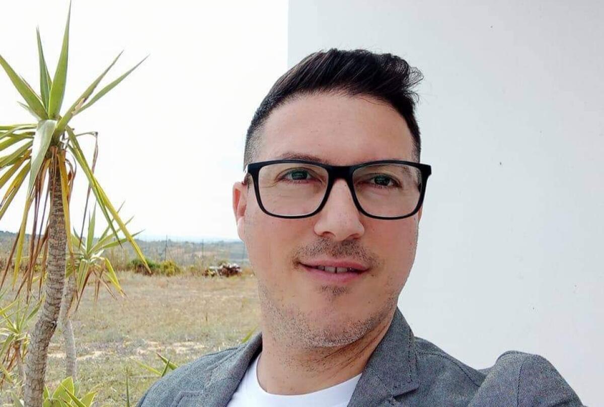 Dramma in città, morto Emanuele Ferrera: stroncato da un malore - 