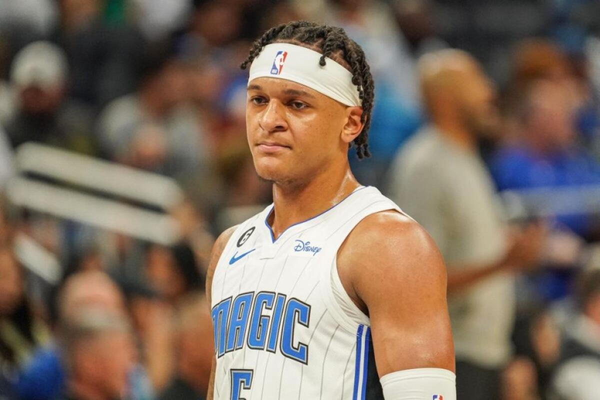 Orlando al tappeto a Toronto, 13 punti per Banchero - 