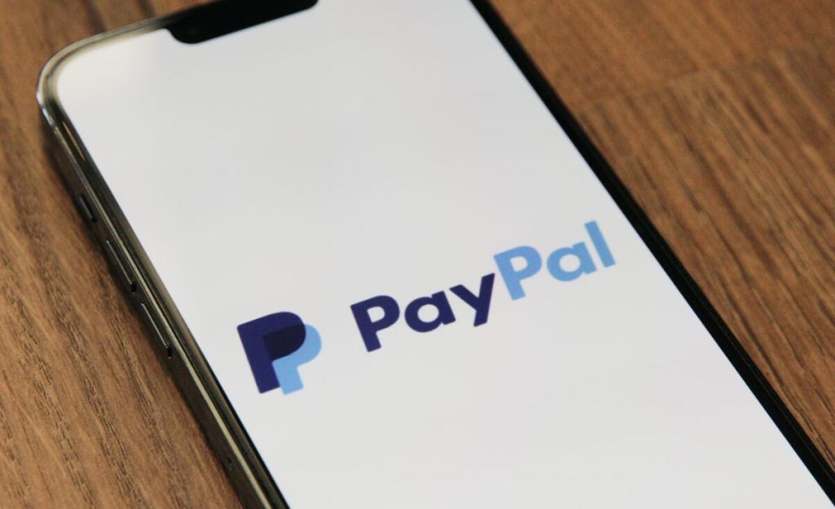 Alcune banche si stanno alleando per creare un portafoglio digitale per competere con PayPal e Apple Pay - Foto di Marques Thomas su Unsplash