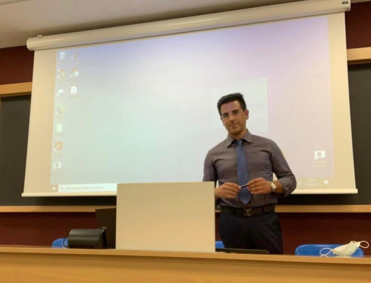 Formazione verso l'università, lezioni e collaborazione tra Morselli e il liceo "Eschilo" - 