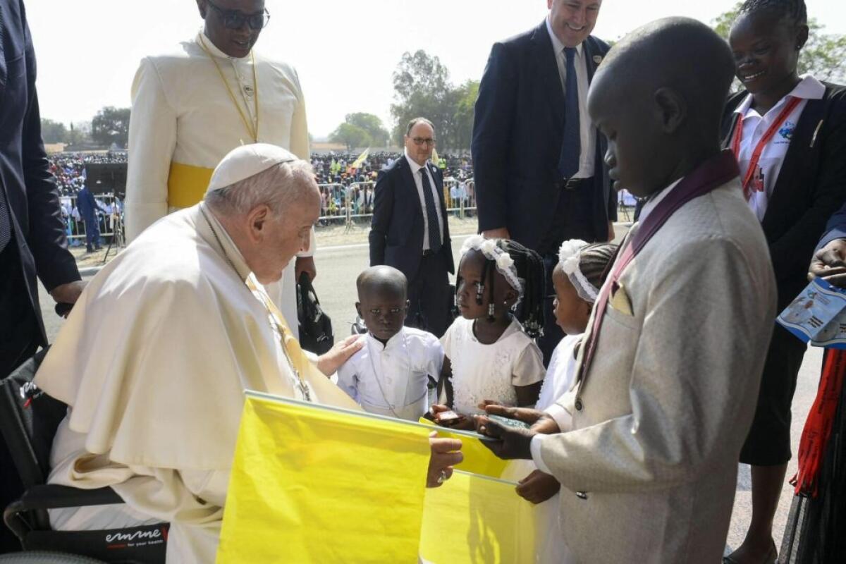 Papa Francesco “Deponiamo le armi dell’odio e della vendetta” -