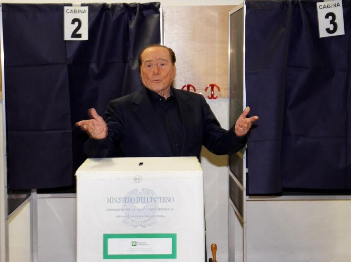 Berlusconi chiama Meloni e Salvini “Governo forte, sarà di legislatura” - 