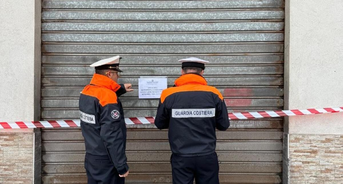 "Scaricava le acque senza autorizzazione", sequestrato un autolavaggio - L'autolavaggio 