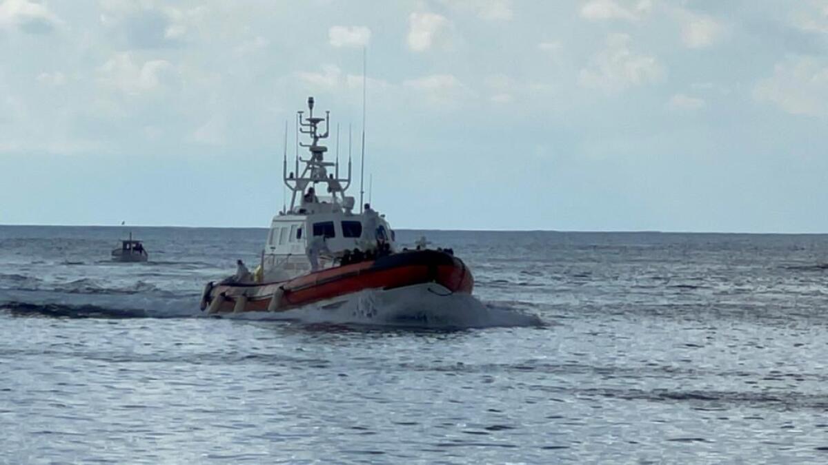 Barcone con otto cadaveri a Lampedusa, disperso un neonato - 