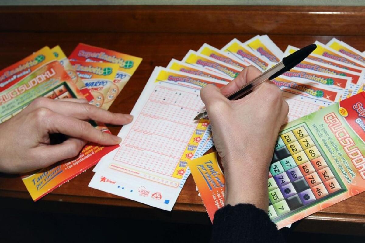 Superenalotto, realizzata vincita record da oltre 371 milioni - 