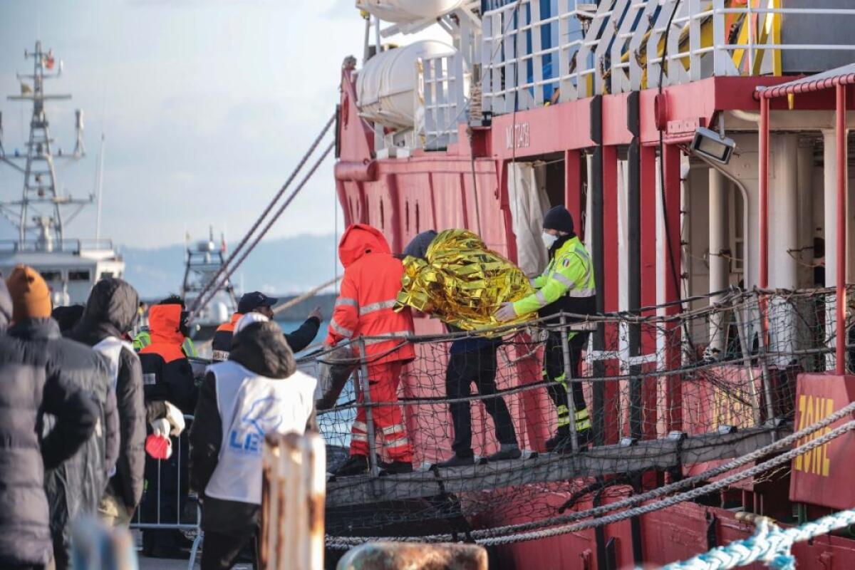 In tre mesi sbarcati in Italia oltre 17 mila migranti - 