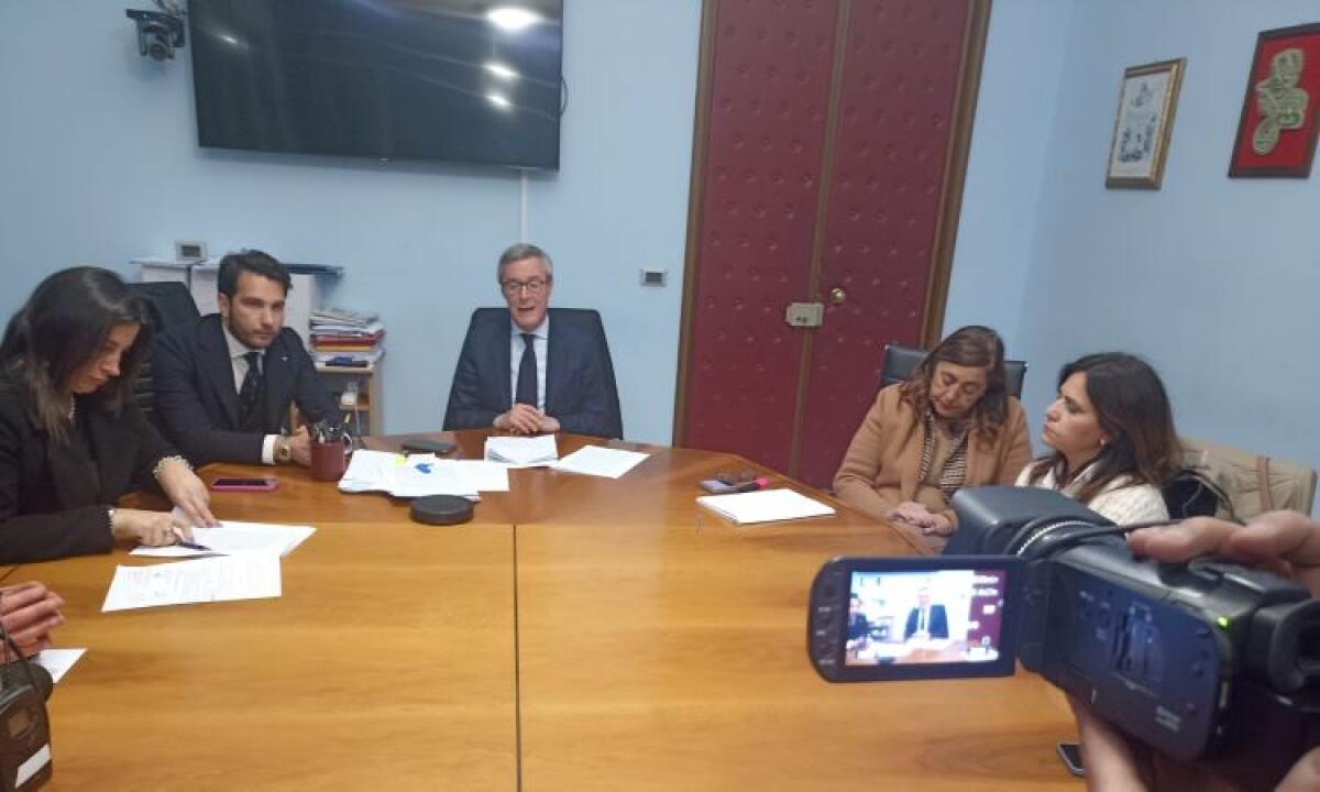 Parte tour de force correttivi, Greco vuole misure condivise: tempi stretti e poche alternative - Greco e gli assessori