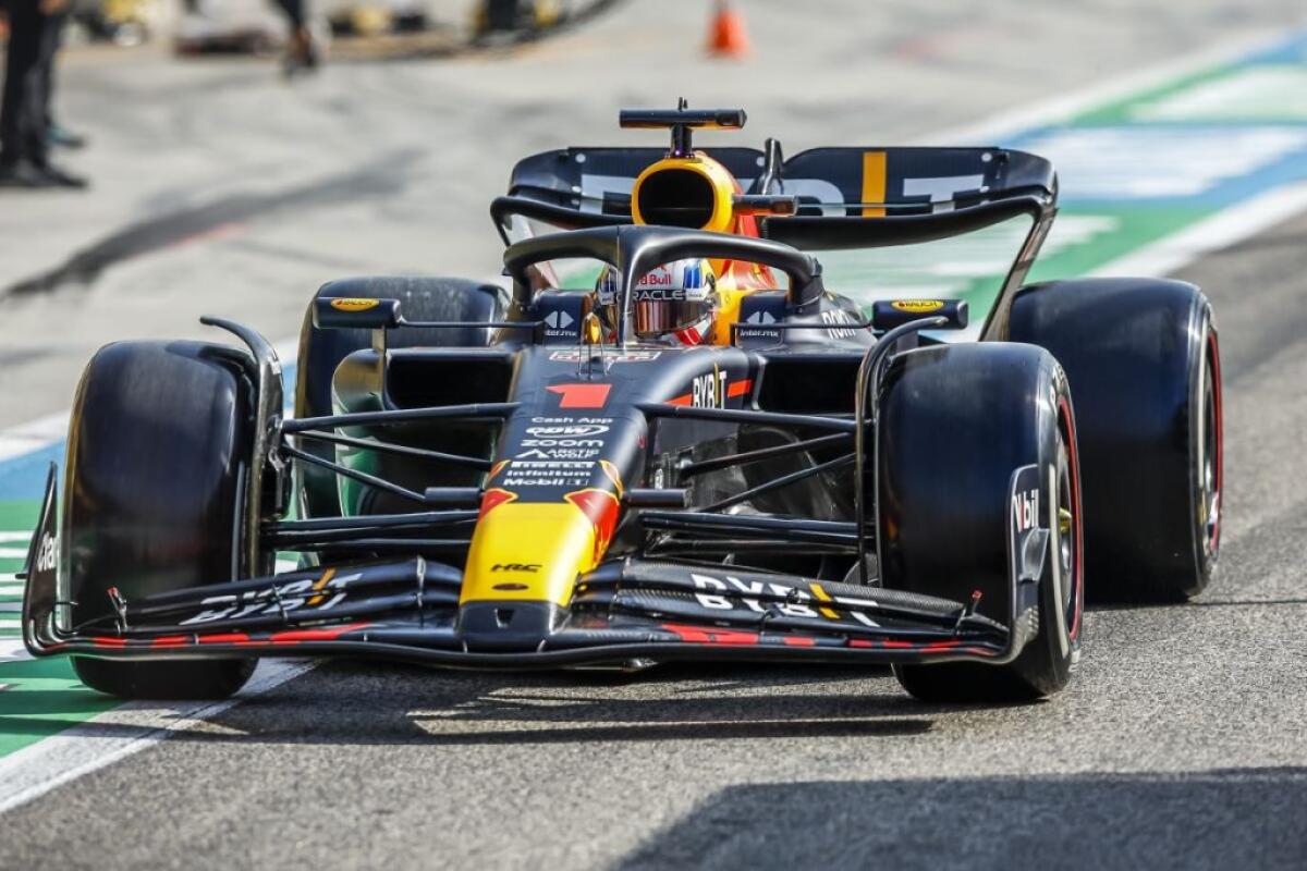 Pole position Verstappen in Bahrain, Ferrari in seconda fila - 