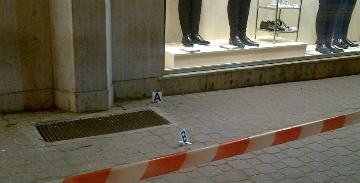 Gli spari in centro storico e poi la ritorsione, due a processo: giudice si astiene - Marino venne ferito a colpi di pistola in centro storico