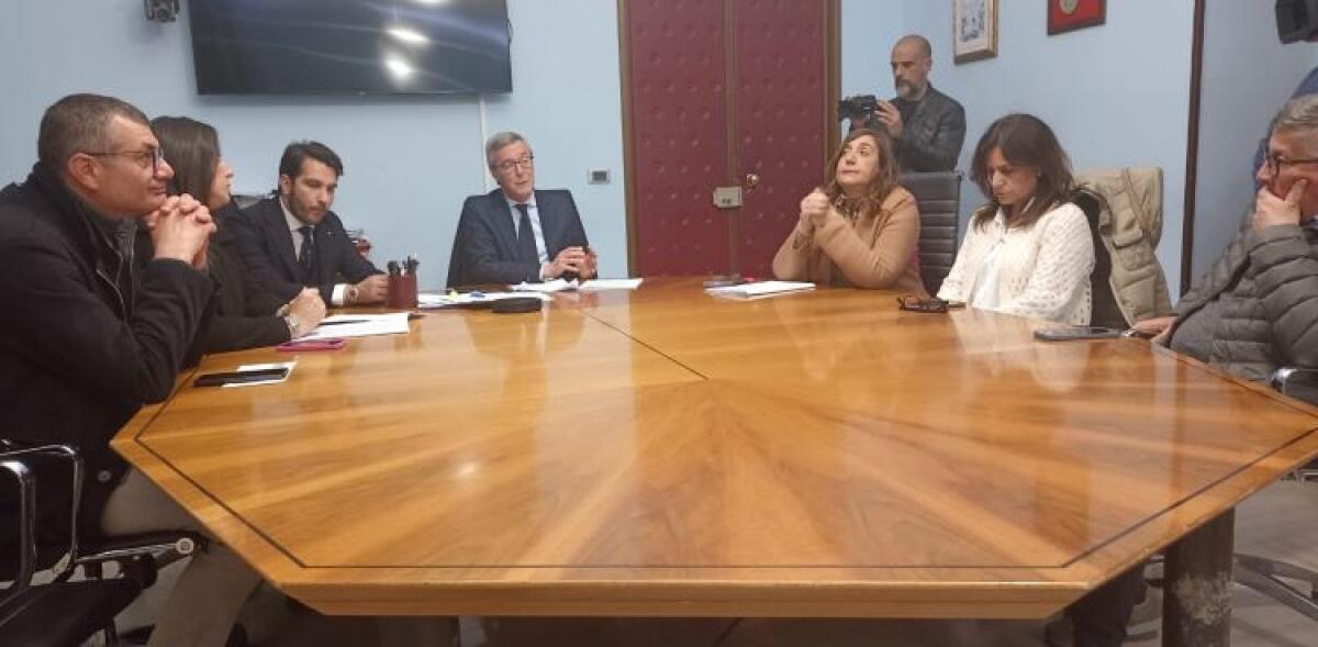 Misure correttive, Greco: "E' un primo passo mi aspetto un atto di responsabilità anche dal consiglio" - Il sindaco e gli assessori