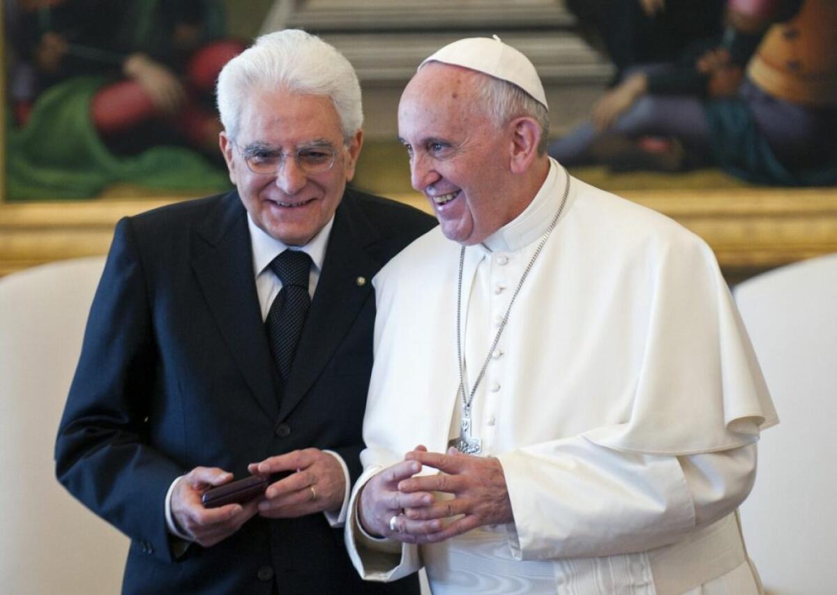 Mattarella a Papa Francesco “Auguri e riconoscenza per il suo operato” - 
