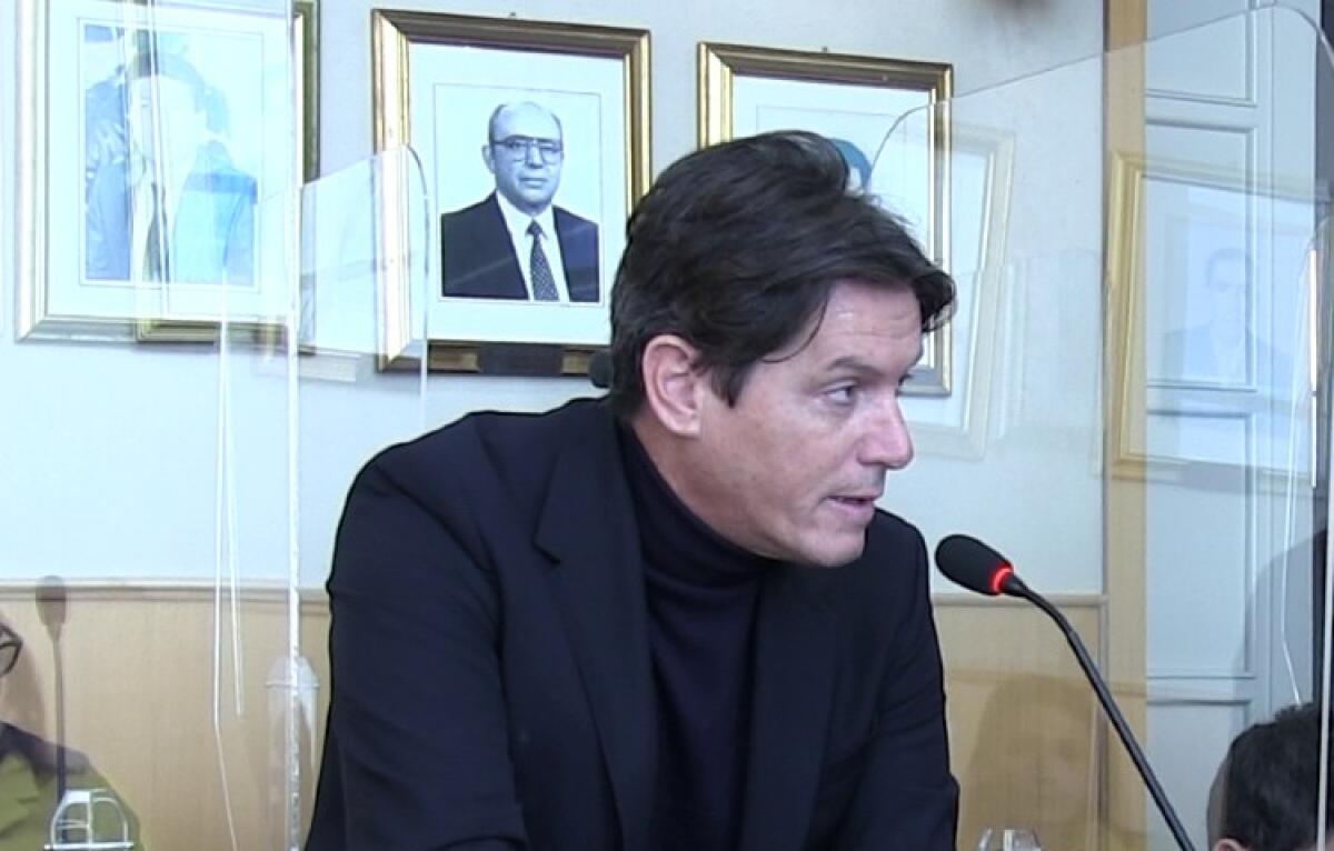 Porto fermo, commissione urbanistica in audizione da Aricò: "Faremo il punto della situazione" - Casciana presiede la commissione urbanistica