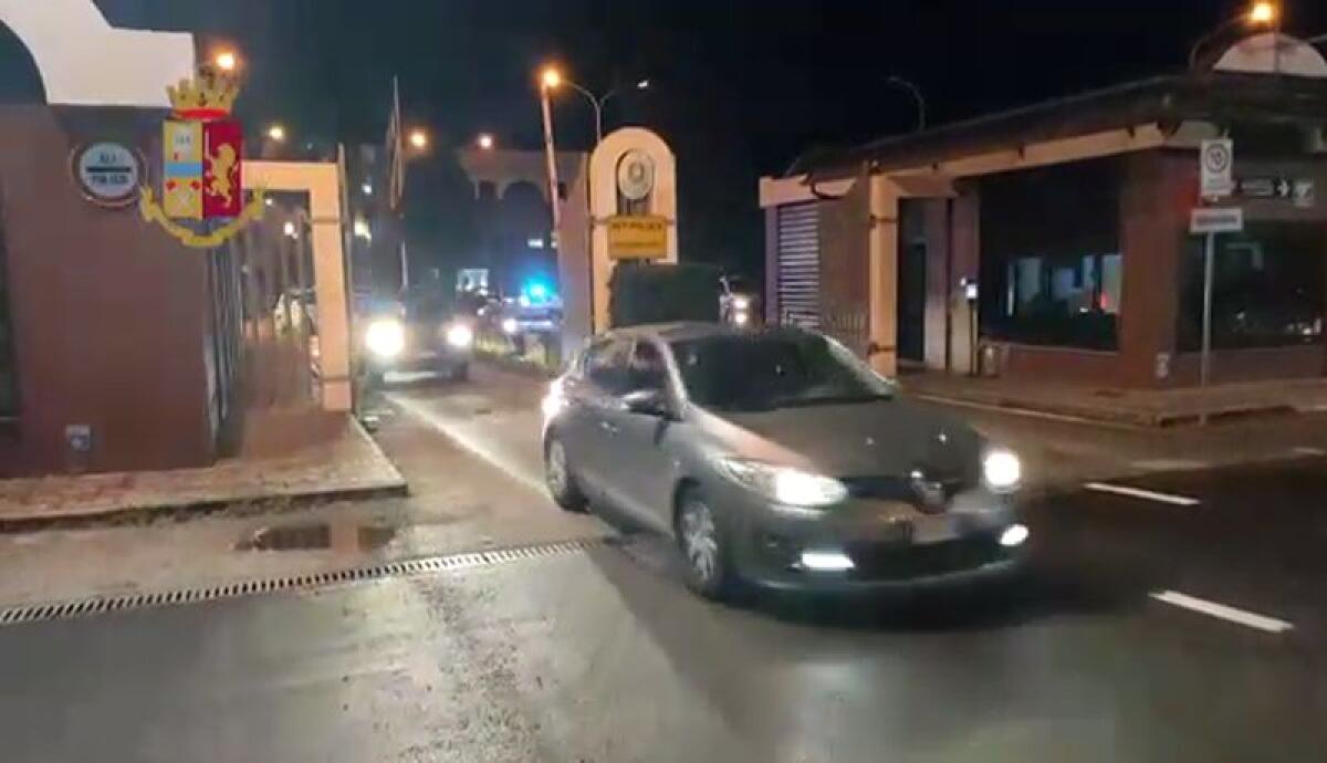 ‘Ndrangheta, maxi operazione di polizia a Catanzaro con 62 arrestati - 