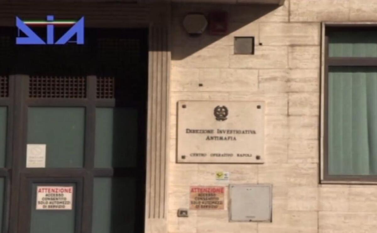 Camorra, arrestato il sindaco di Melito per voto di scambio mafioso - 