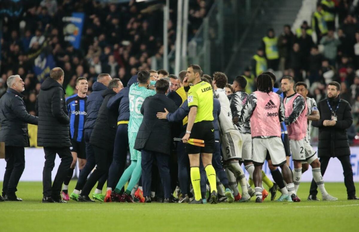 Cori razzisti contro Lukaku, curva Juve chiusa per un turno -