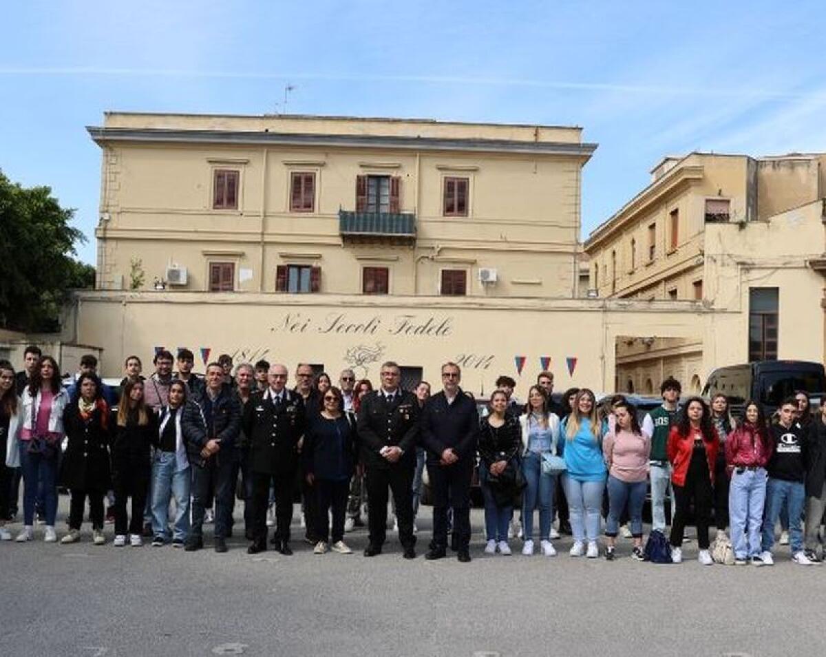 Studenti in visita al Comando Legione Carabinieri “Sicilia” - 