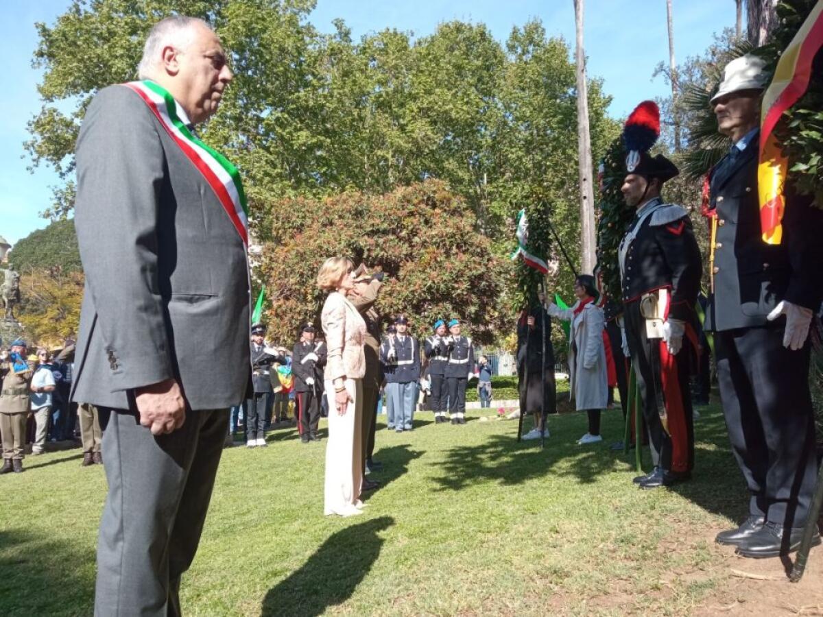 25 Aprile, Prefetto e Sindaco di Palermo depongono corone d’alloro - 