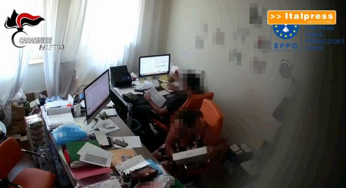 Corruzione e peculato, arrestata Preside antimafia di Palermo - 