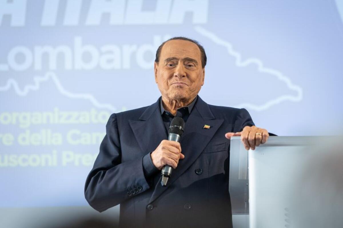 Per Berlusconi notte tranquilla e situazione stabile - 