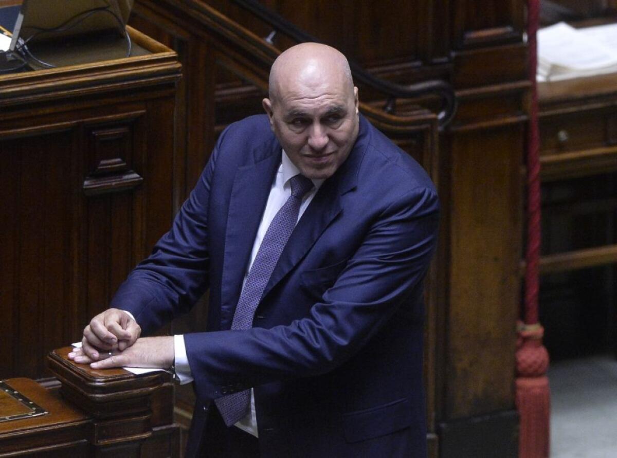 Ucraina, Crosetto “Cercare ostinatamente soluzione pacifica” - 