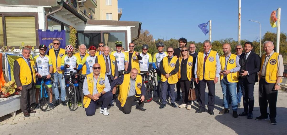 Lions: bike tour e 300 alberi donati per favorire il rispetto dell'ambiente - 