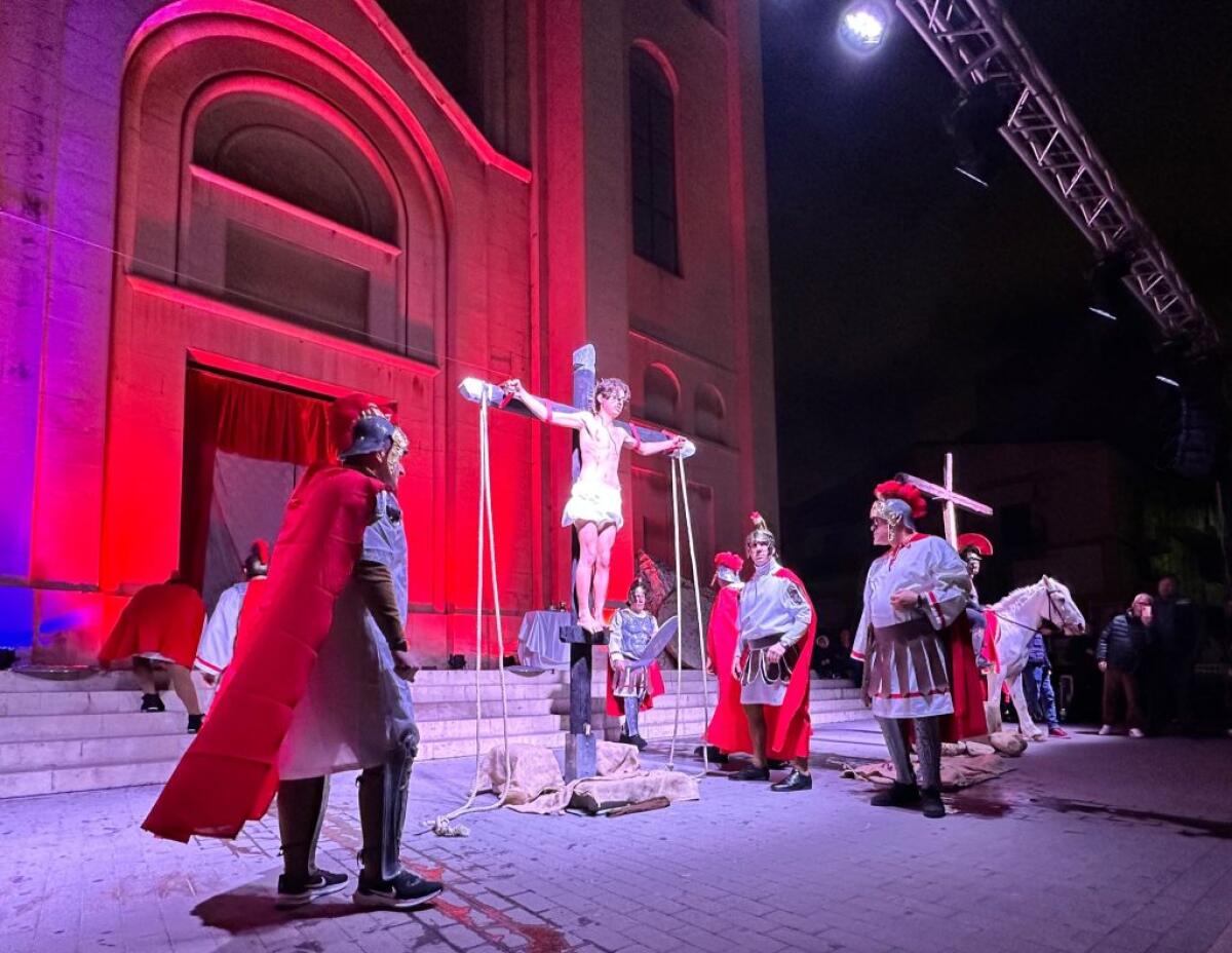 Passio Christi, la prima via crucis vivente a San Giacomo - 