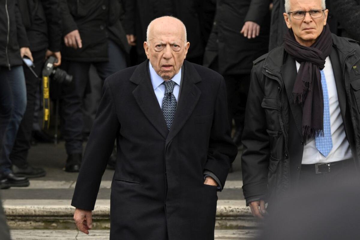 Berlusconi, Fedele Confalonieri “Sta meglio di prima” - 