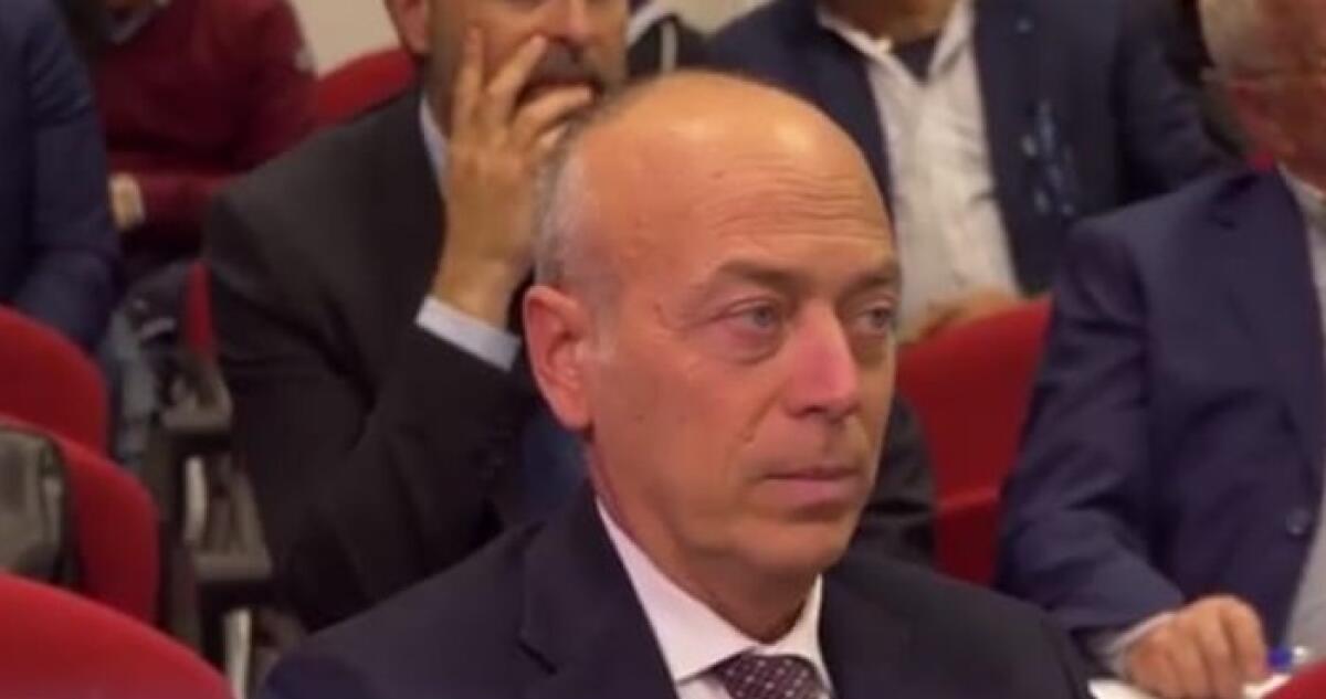 Lorefice, "fuori da progetti idrogeno? Greco si rivolga al governo regionale e nazionale" - Il senatore Pietro Lorefice