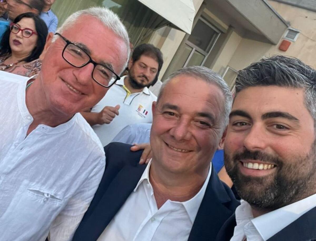 "Amministrazione imbarazzante", FI va avanti con la sfiducia: "Non ritiriamo firme" - Romano, Mancuso e Trainito