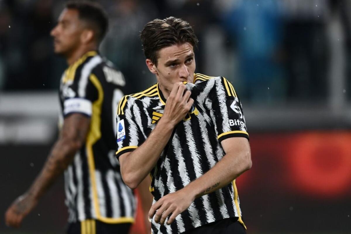 La Juve batte la Cremonese 2-0 e consolida il secondo posto - 