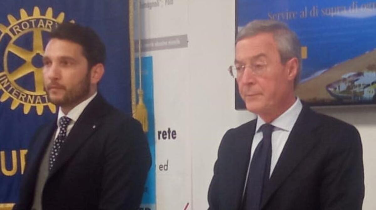 Furto nell'area di allenamento alla Cittadella, "chi attacca lo sport offende tutta la città" - Il sindaco Greco e l'assessore Incardona