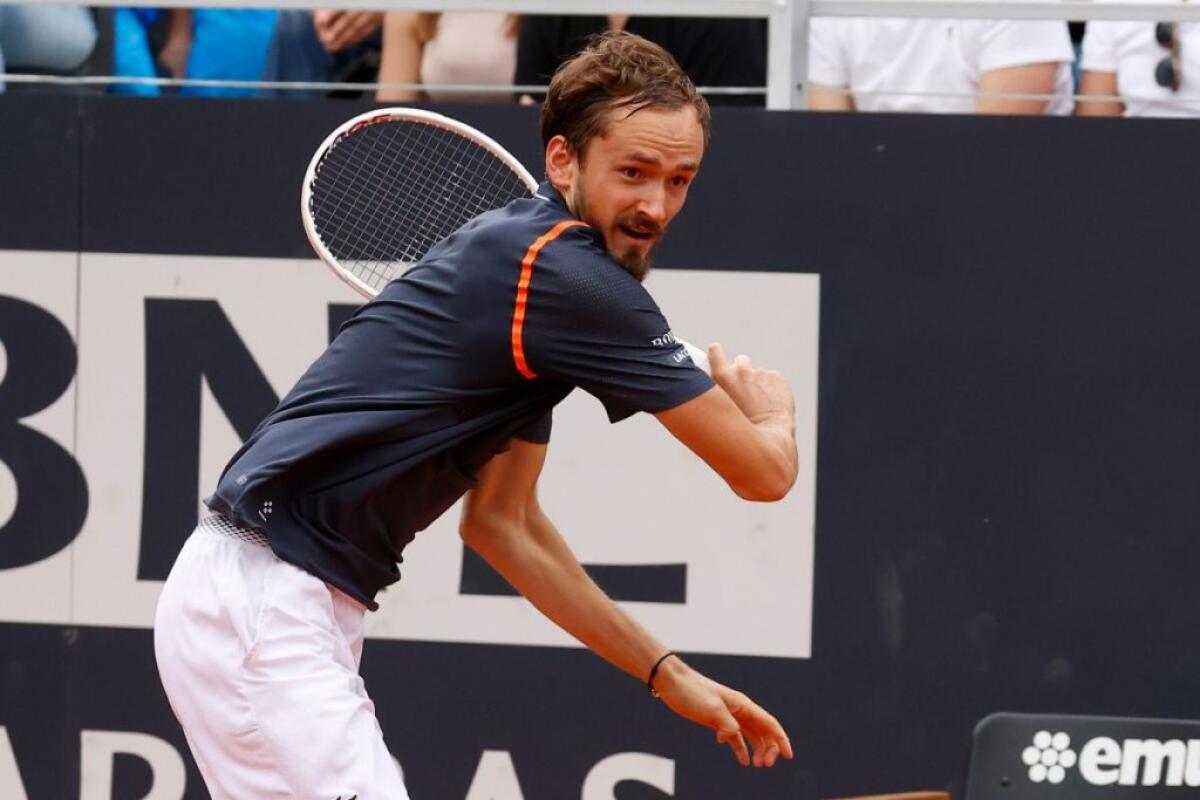 Medvedev nuovo re di Roma, battuto Rune in finale - 