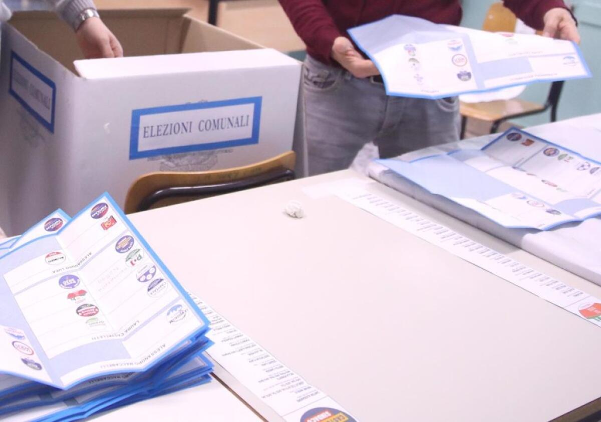 Centrodestra conquista Latina, a Brescia si conferma il centrosinistra - 