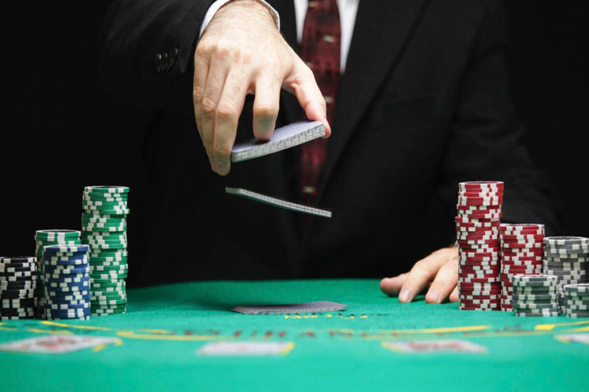 Il poker e la matematica: ecco i segreti del complesso legame tra carte e matematica -