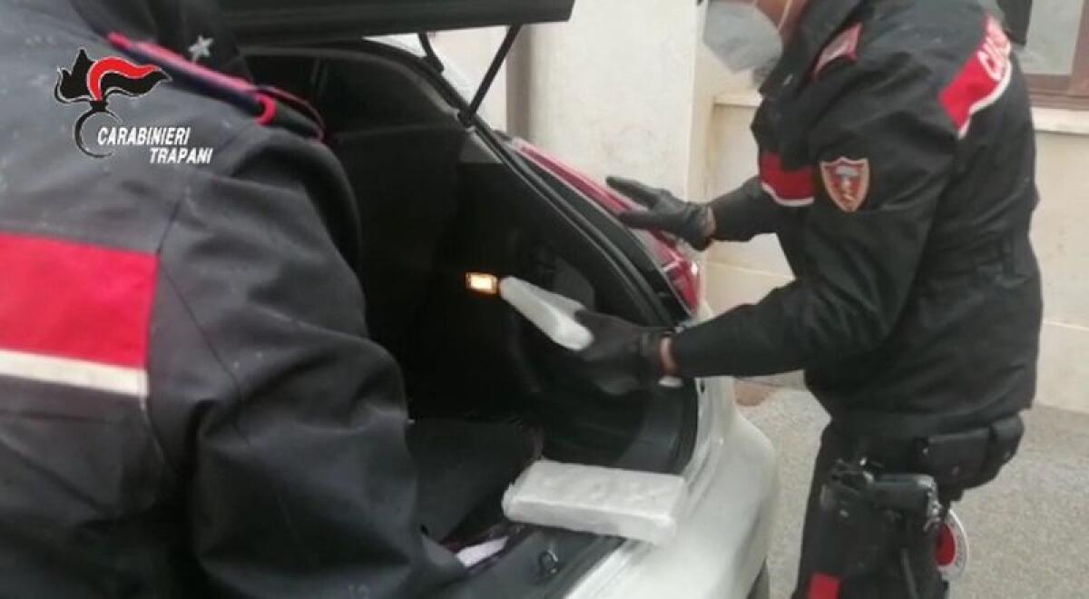 Traffico di cocaina sull’asse Catania-Marsala, indagate 11 persone - 