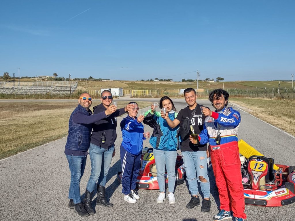 gruppo-brindisi-1024x768.jpg