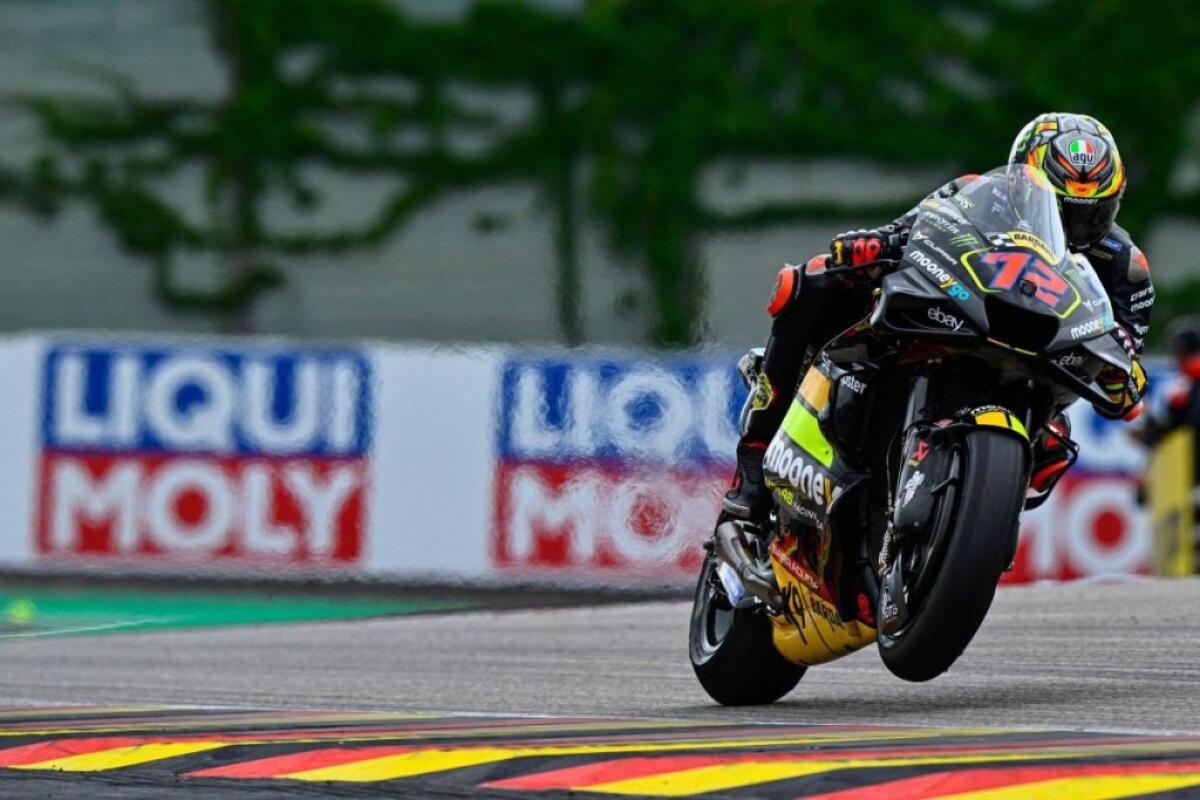 Bezzecchi sfreccia nel venerdì di libere ad Assen - 